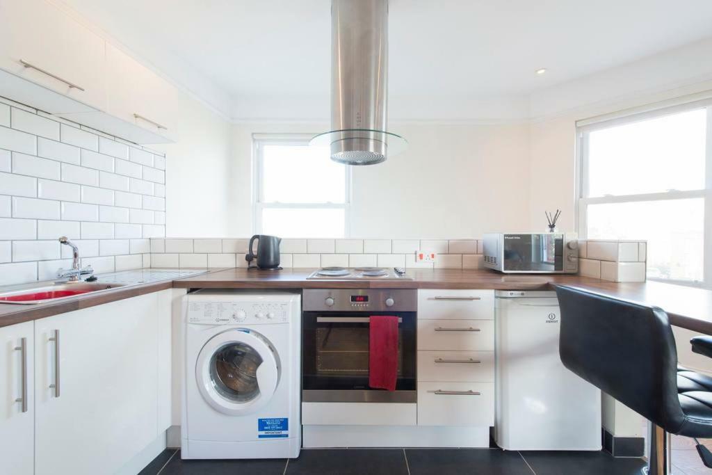 Leckhampton Road Apartments - Cheltenham Eksteriør billede